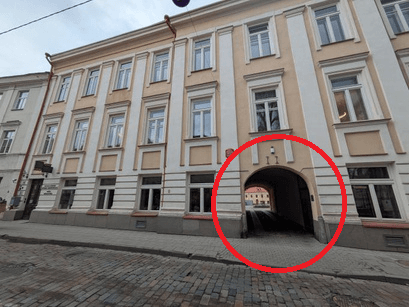 Map to the Adomas Mickevičius Library courtyard entrance
